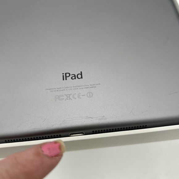 Apple iPad Air 1st Gen A1474 16GB 9.7" Wi-Fi Space Gray- EUC In Box No Cord (#2) - Picture 7 of 12
